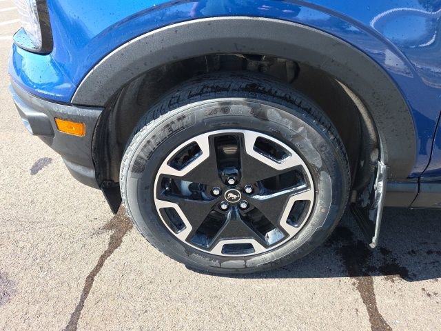 Certified 2023 Ford Bronco Sport Outer Banks w/ Tech Package image 17