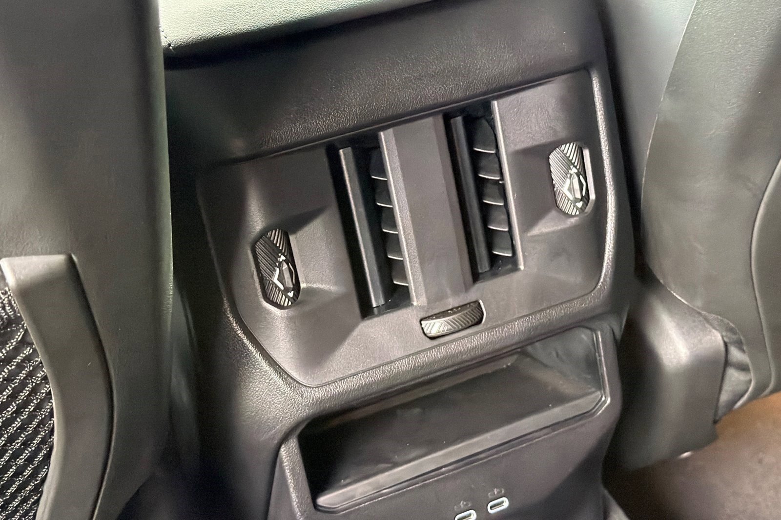 Used 2025 BMW X3 xDrive30i w/ Convenience Package image 16