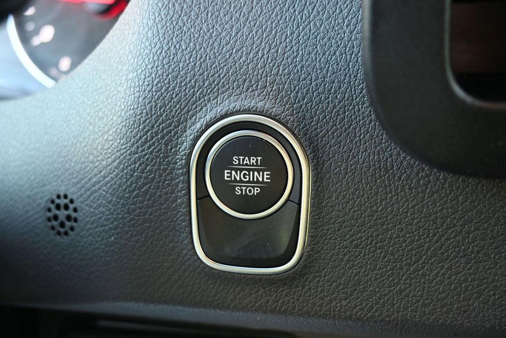 Used 2025 Mercedes-Benz Sprinter 2500 image 18