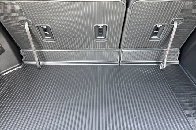 New 2026 GMC Acadia AT4 w/ Luxury Package image 18