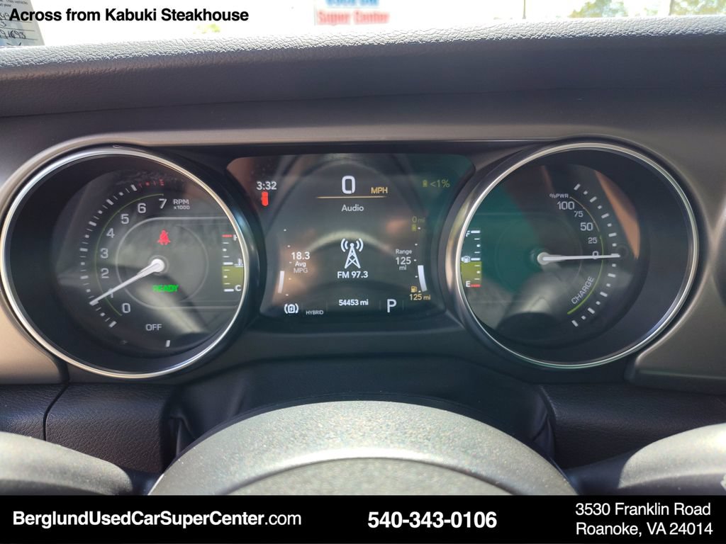 Used 2023 Jeep Wrangler Unlimited w/ Cold Weather Group AWD/4WD image 27