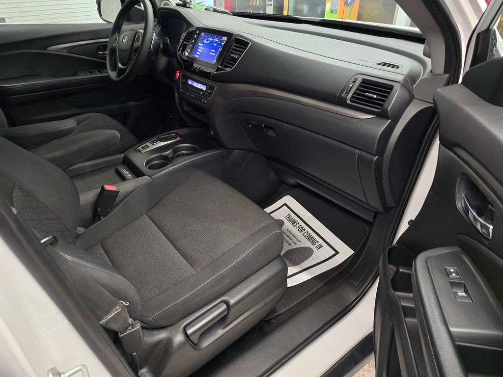 Used 2023 Honda Ridgeline Sport image 31