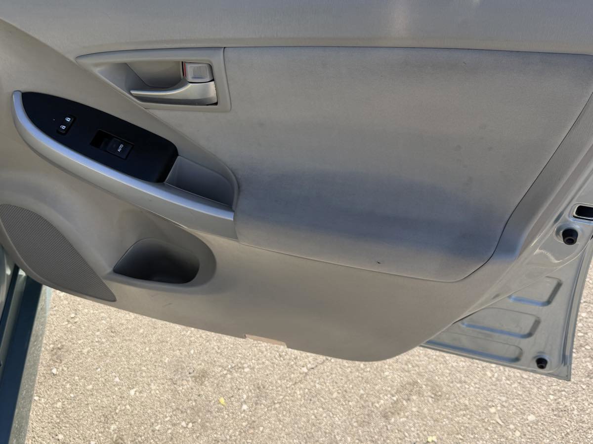 Used 2012 Toyota Prius Two image 10