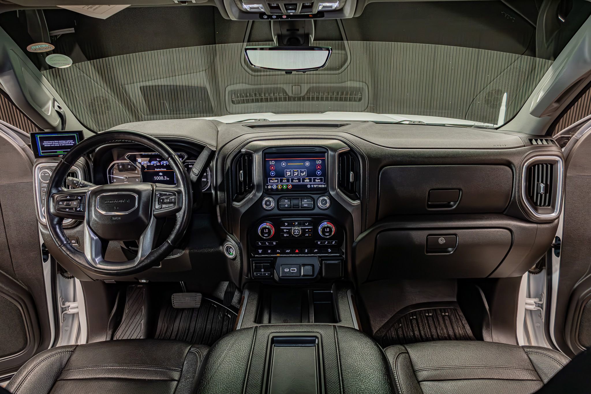 Used 2020 GMC Sierra 3500 Denali w/ Denali Ultimate Package AWD/4WD image 18