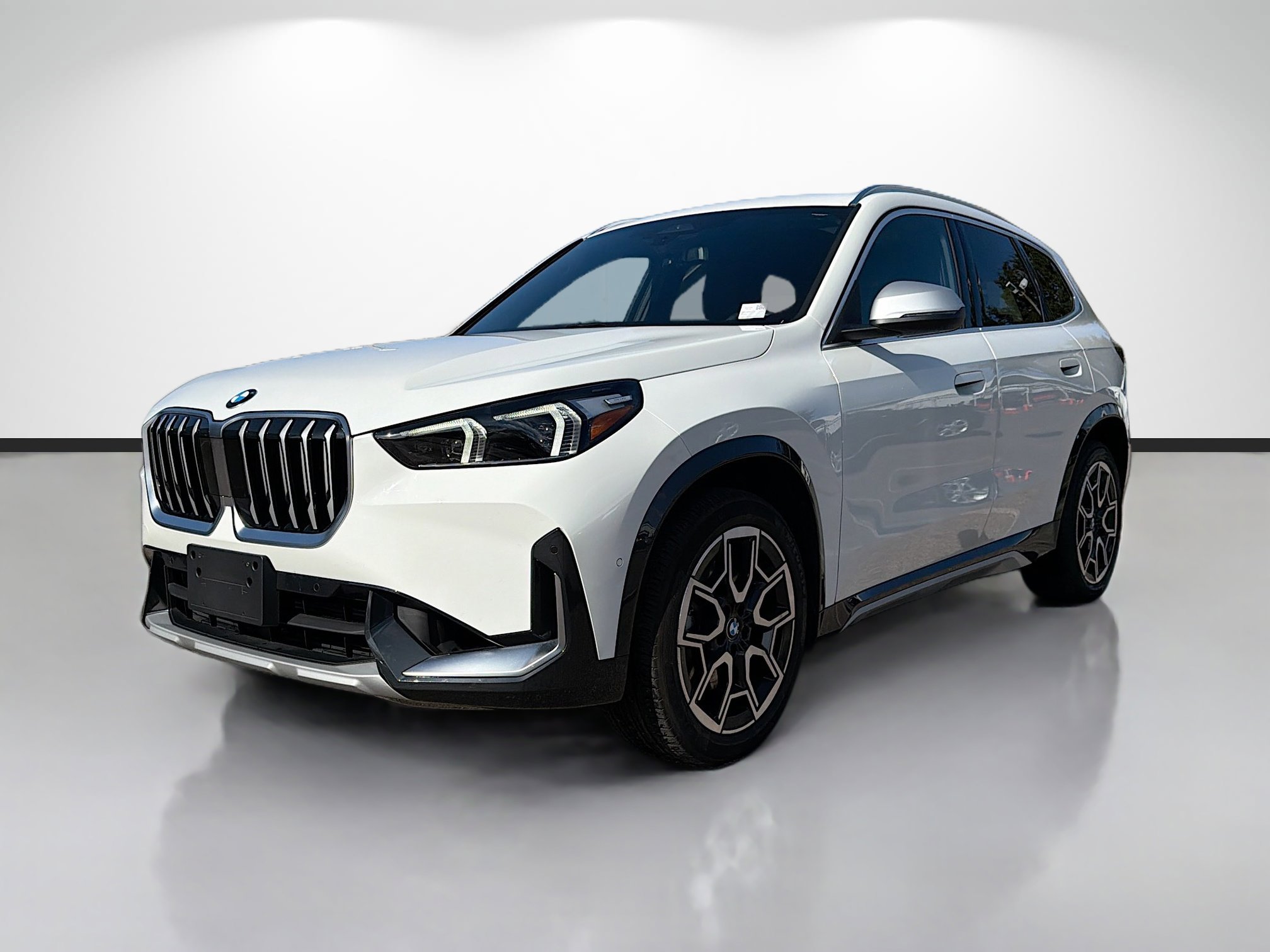 Used 2023 BMW X1 xDrive28i w/ Convenience Package image 7