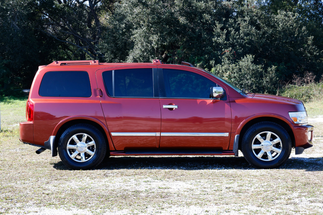 Used 2004 INFINITI QX56 2WD w/ Smart Vision Pkg image 13