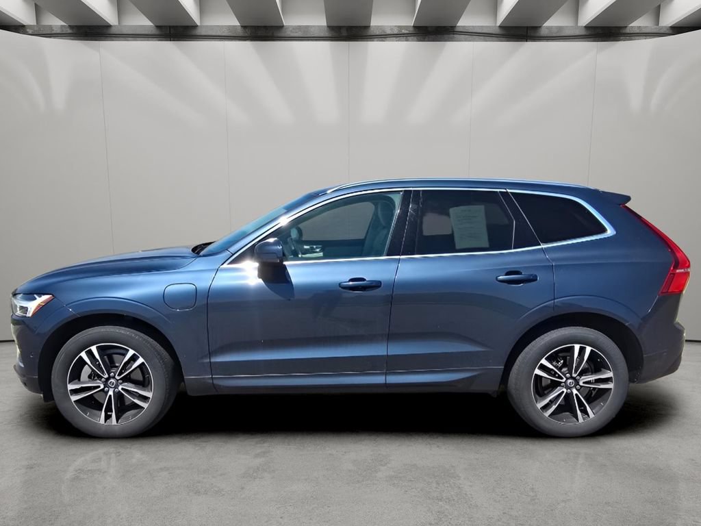 Used 2019 Volvo XC60 T8 Momentum w/ Advanced Package AWD/4WD image 2
