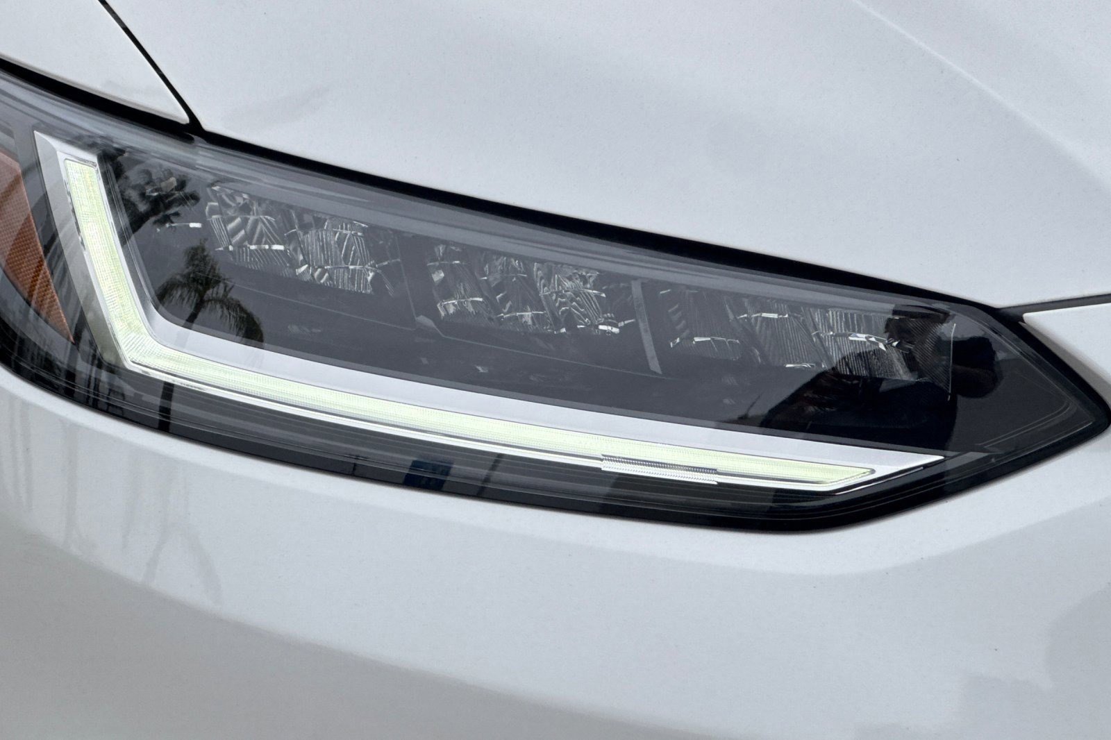 Certified 2025 Honda HR-V LX image 10