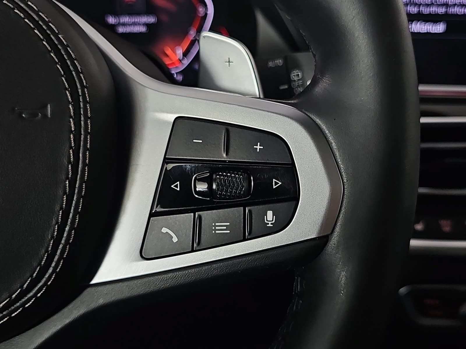 Used 2019 BMW X5 xDrive40i w/ Convenience Package AWD/4WD image 18