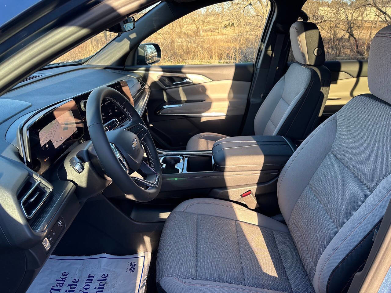 New 2026 Chevrolet Traverse LT image 15