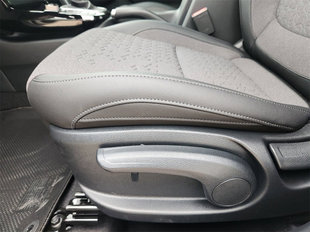 New 2026 Kia Seltos S image 17