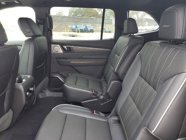 New 2026 Buick Enclave Avenir w/ Super Cruise Package FWD image 11