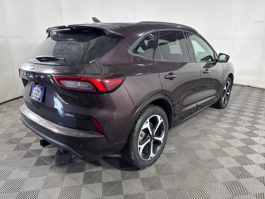 Used 2023 Ford Escape ST-Line Elite image 17
