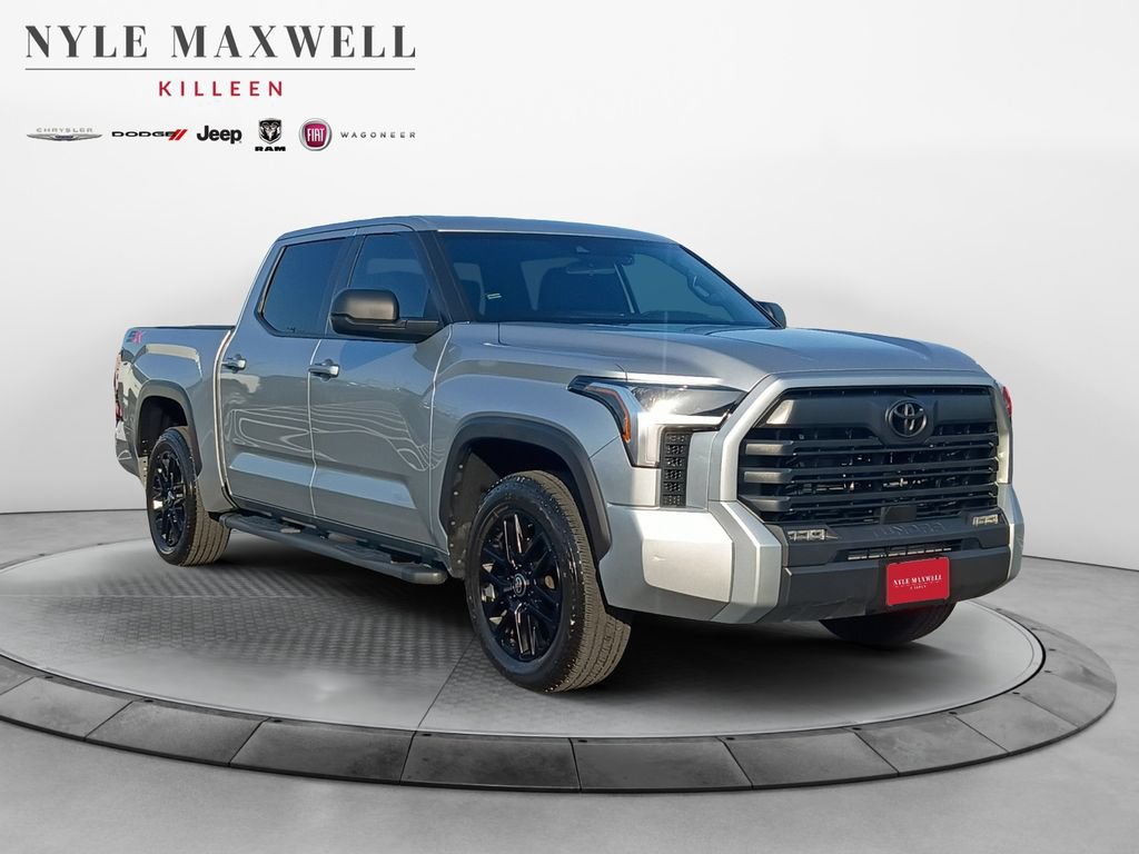 Used 2026 Toyota Tundra SR5 w/ SX Package RWD image 2