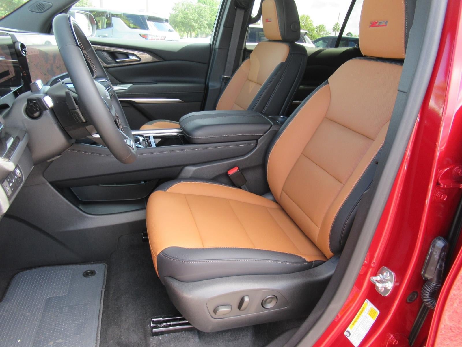 New 2027 Chevrolet Traverse Z71 w/ Enhanced Driving Package AWD/4WD image 18