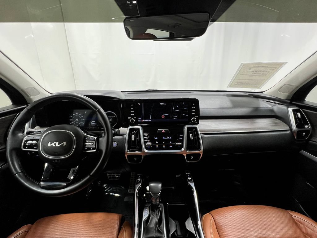 Used 2022 Kia Sorento SX Prestige w/ Rust Color Package AWD/4WD image 22