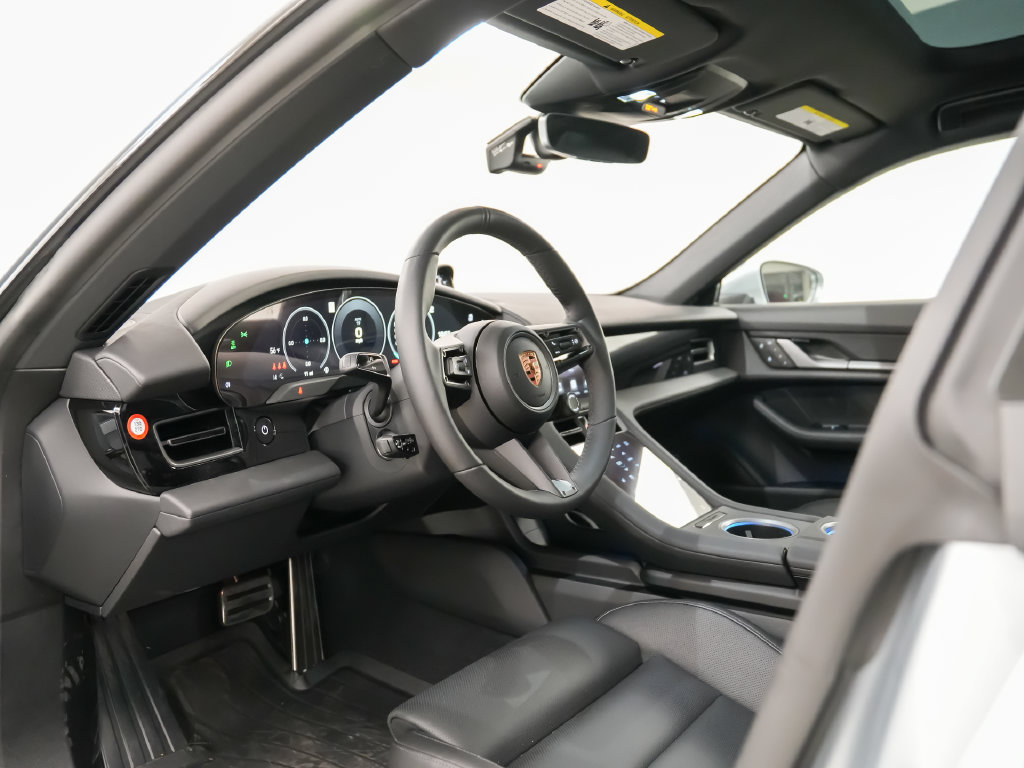 New 2026 Porsche Taycan AWD/4WD image 4