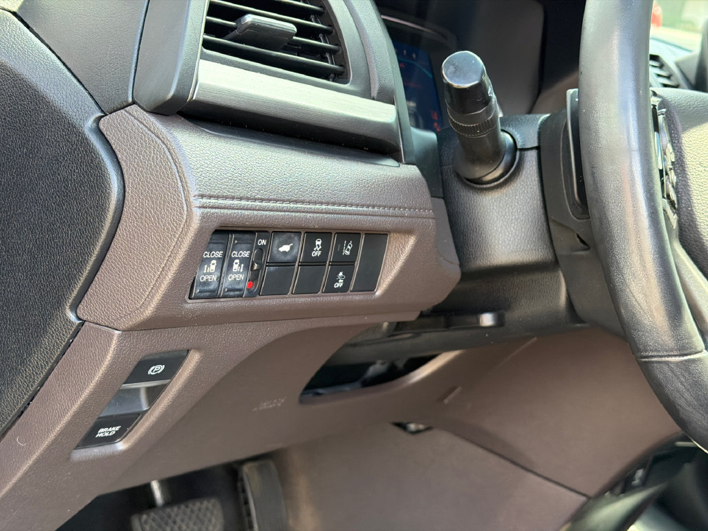 Used 2018 Honda Odyssey EX-L image 13