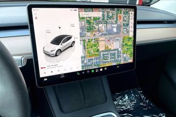 Used 2023 Tesla Model Y Long Range AWD/4WD image 22