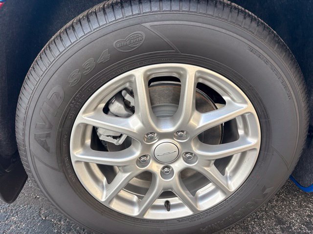 New 2027 Chrysler Pacifica Select FWD image 30