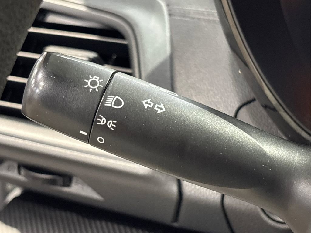 Used 2020 Subaru Impreza 2.0i AWD/4WD image 24