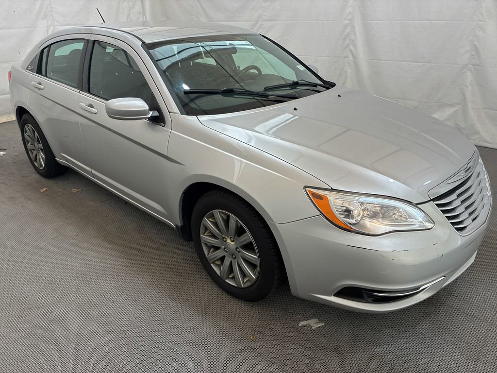 Used 2012 Chrysler 200 Touring image 8