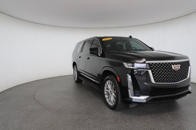 Used 2022 Cadillac Escalade ESV Premium Luxury image 28