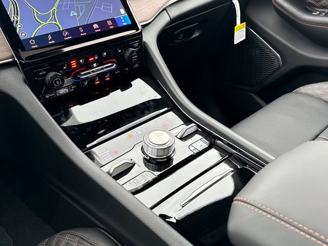 New 2025 Jeep Grand Cherokee Summit w/ Obsidian Package image 40