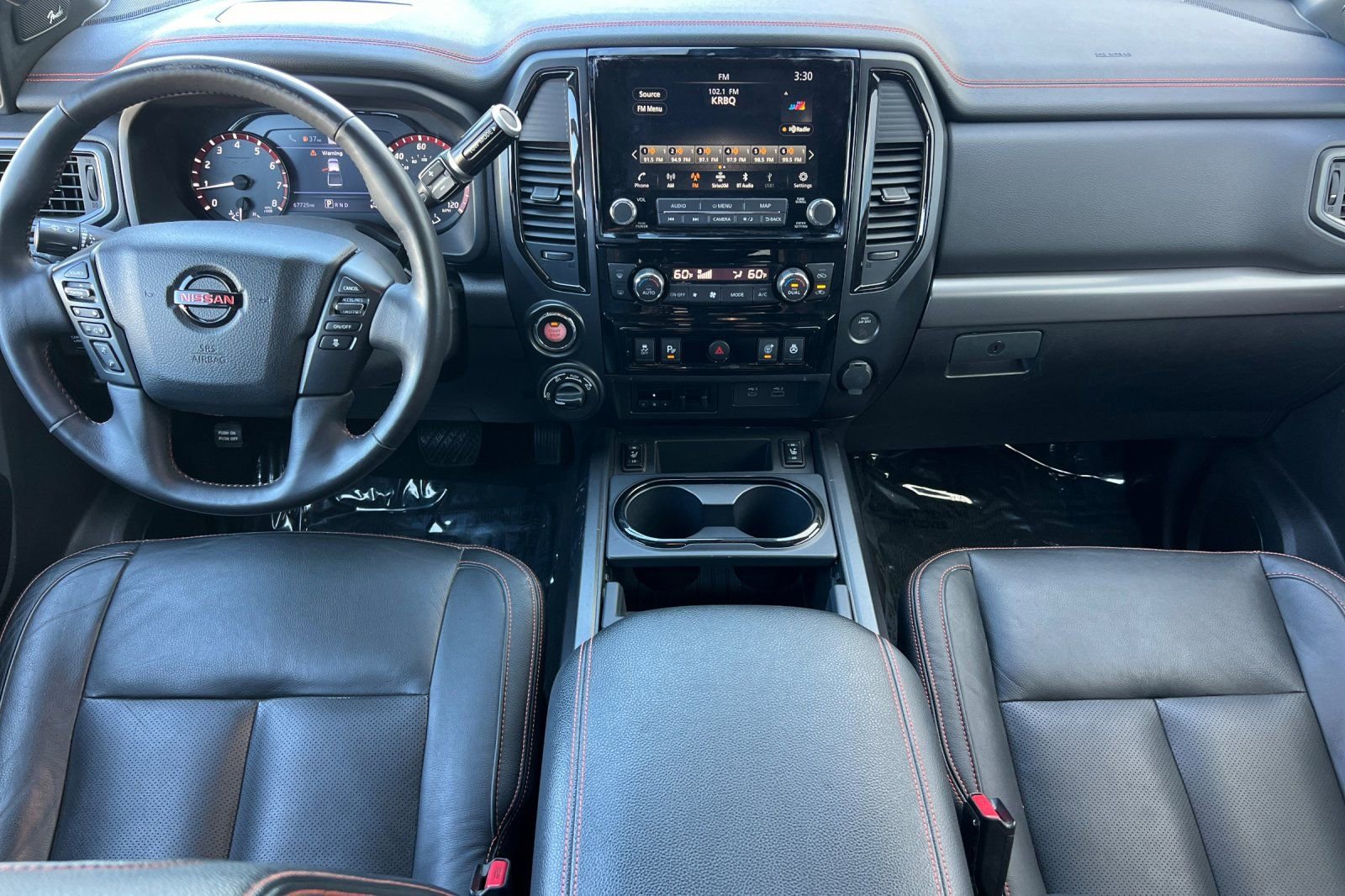 Used 2021 Nissan Titan PRO-4X w/ Pro-4x Convenience Package AWD/4WD image 15