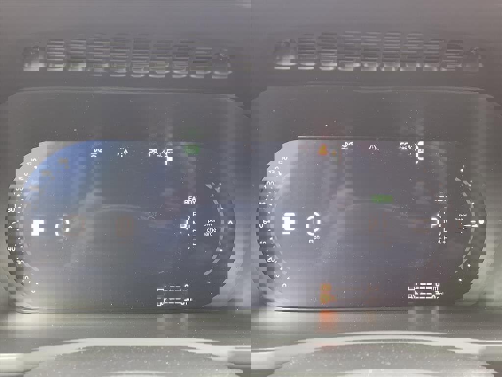 New 2026 Volvo XC90 T8 Plus w/ Protection Package Premier image 17