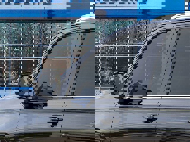 New 2026 Chevrolet Suburban LS image 12