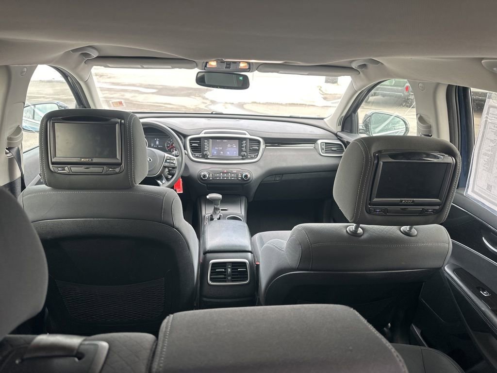 Used 2019 Kia Sorento LX image 34