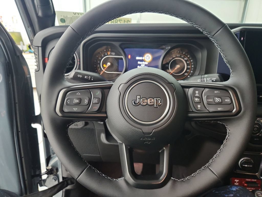 New 2026 Jeep Gladiator Rubicon AWD/4WD image 13