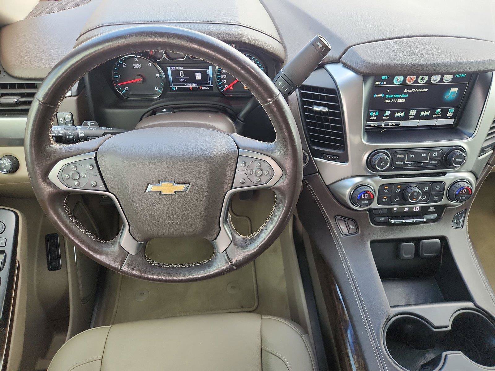 Used 2019 Chevrolet Suburban LT RWD image 11