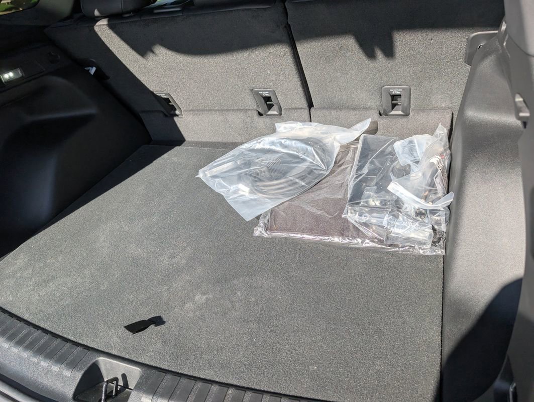 Used 2025 Chevrolet Blazer EV AWD Police image 34