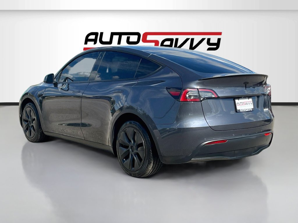 Used 2021 Tesla Model Y Long Range AWD/4WD image 5