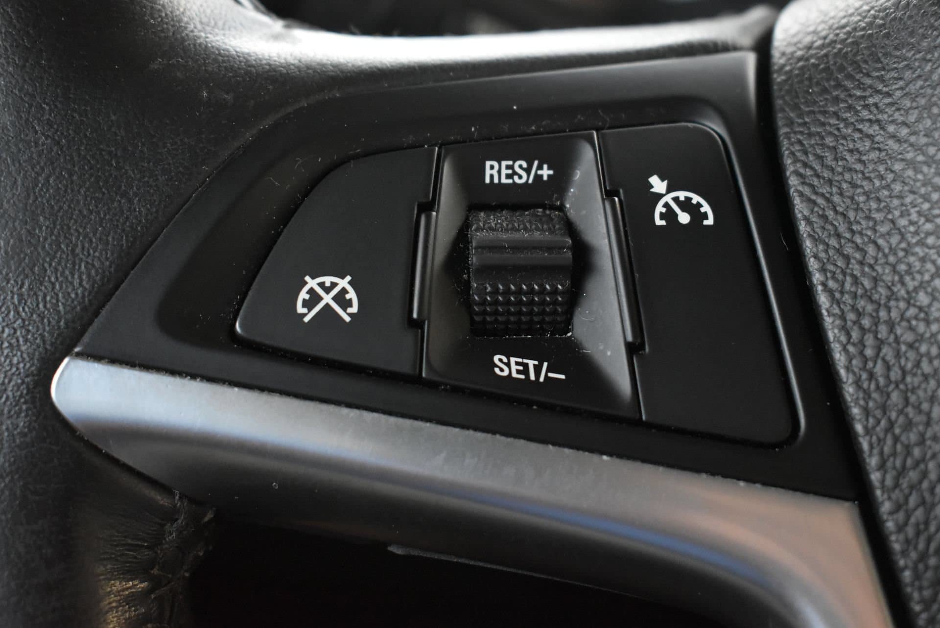 Used 2013 Buick Verano Convenience FWD image 20