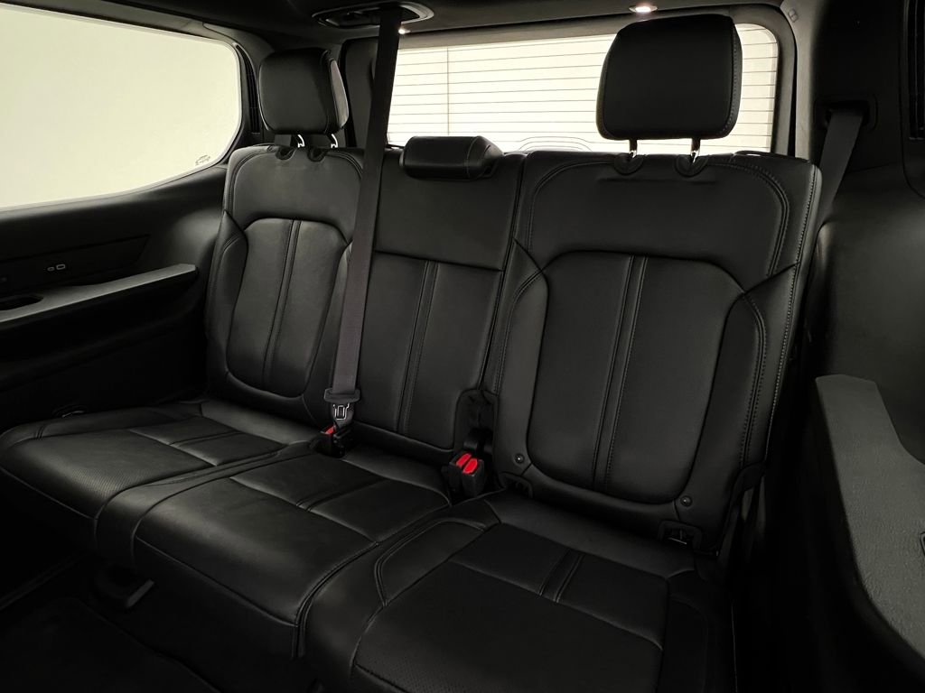 Used 2023 Jeep Wagoneer Series III w/ Preferred Equipment Group image 25