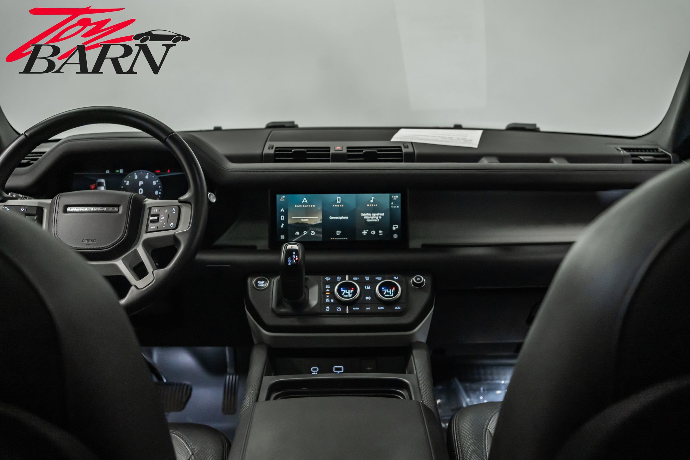 Used 2023 Land Rover Defender 110 X-Dynamic SE image 41