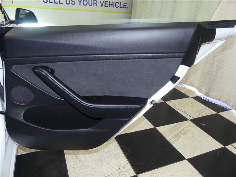 Used 2022 Tesla Model 3 Long Range image 25