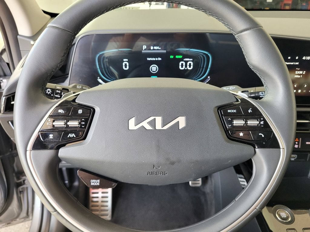 Used 2025 Kia Niro EX Touring FWD image 21