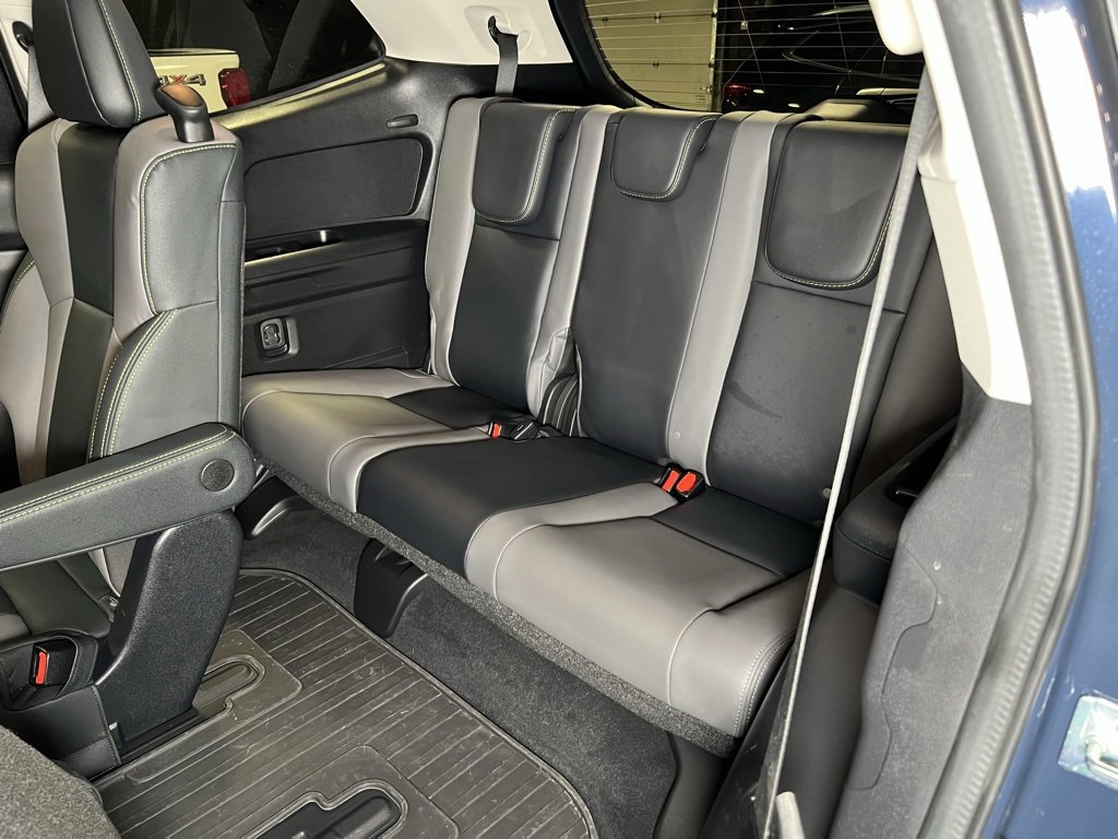 Used 2023 Subaru Ascent Onyx Edition image 16