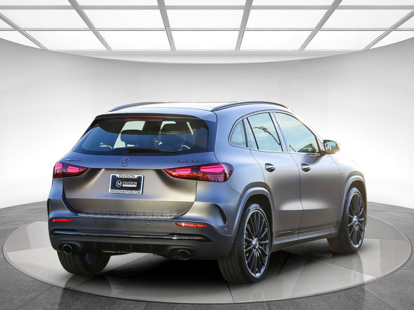 New 2025 Mercedes-Benz GLA 35 AMG 4MATIC image 4