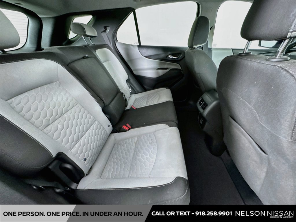 Used 2020 Chevrolet Equinox LS w/ LS Convenience Package FWD image 25