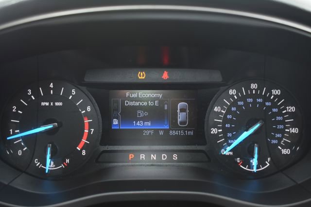 Used 2017 Ford Fusion SE image 20