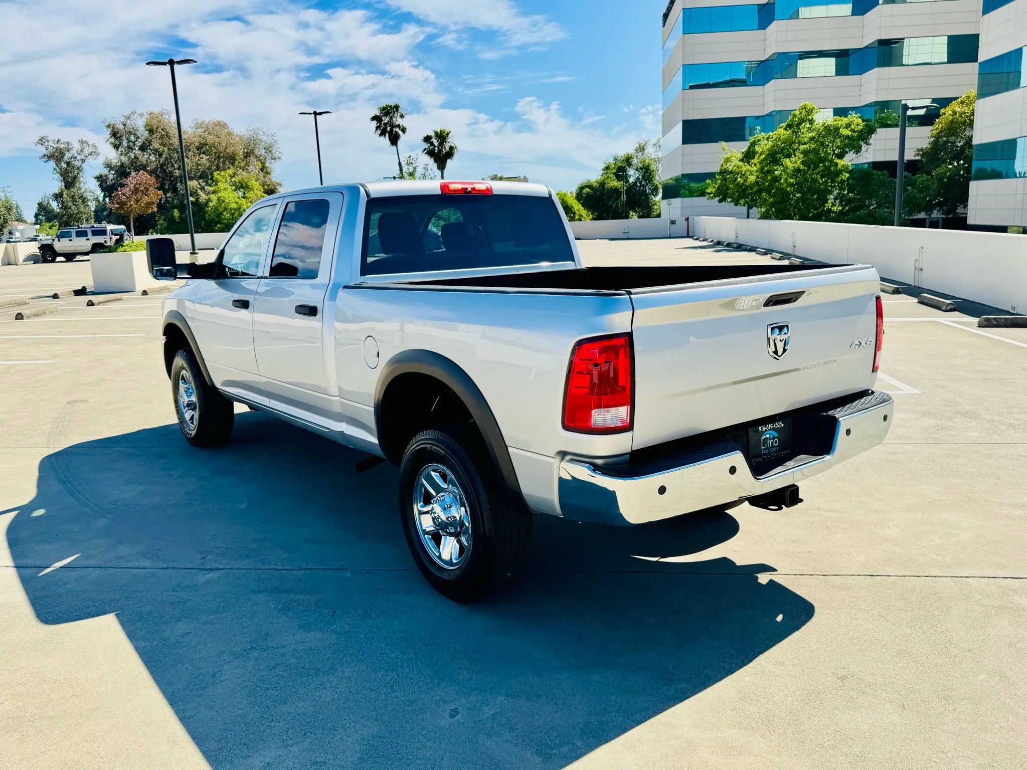 Used 2018 RAM 2500 Tradesman w/ Chrome Appearance Group AWD/4WD image 12