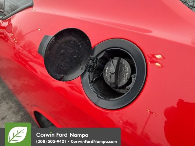 Used 2017 Dodge Challenger SXT w/ Blacktop Package image 10