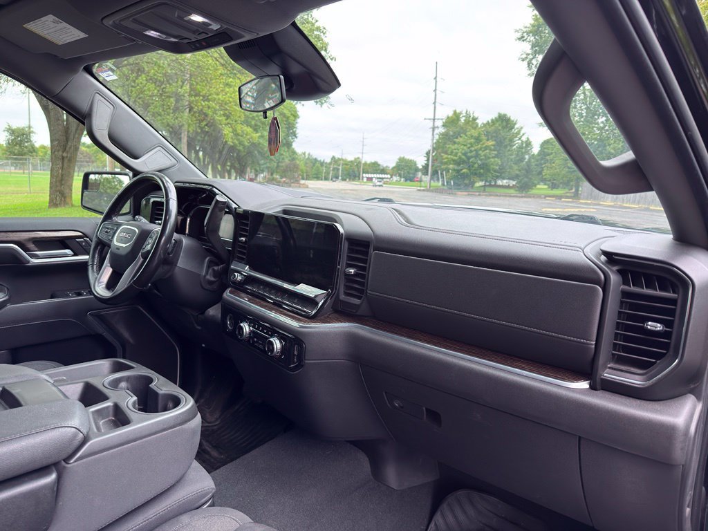 Used 2022 GMC Sierra 1500 Elevation w/ X31 Off-Road Package AWD/4WD image 31