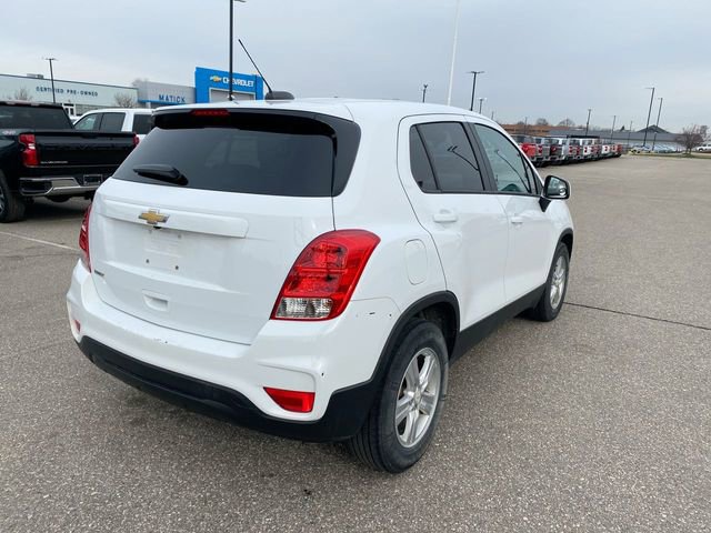 Used 2021 Chevrolet Trax LS w/ Tint and Cruise Package image 17