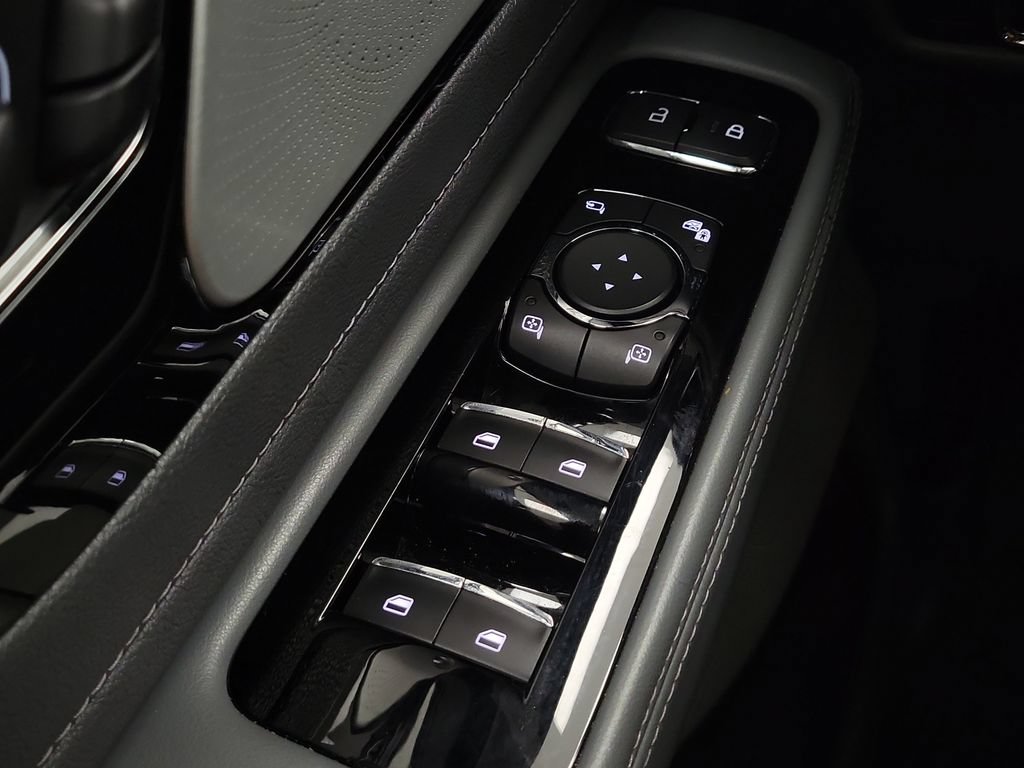 Used 2020 Lincoln Aviator Reserve w/ Equipment Group 202A AWD/4WD image 14